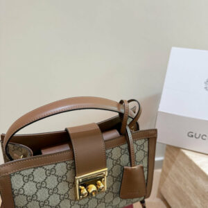 b6c96412 result Photoroom result