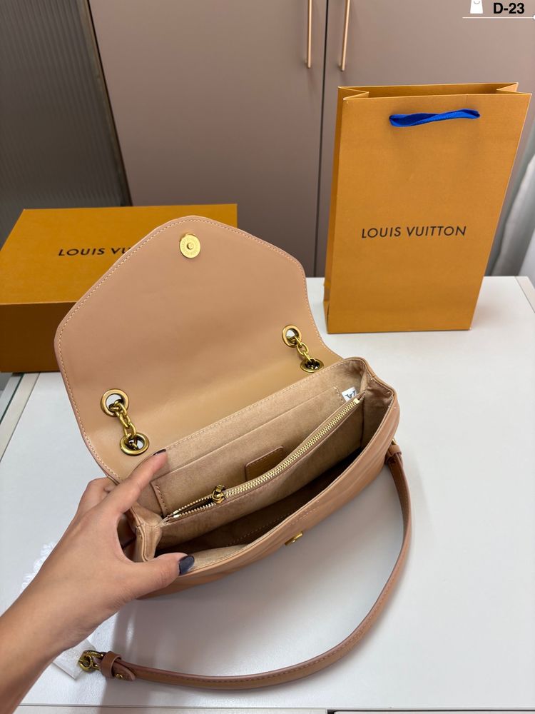 Fashion LV New Wave Chain Bag 919952 Fashion LV New Wave Chain Bag 919952