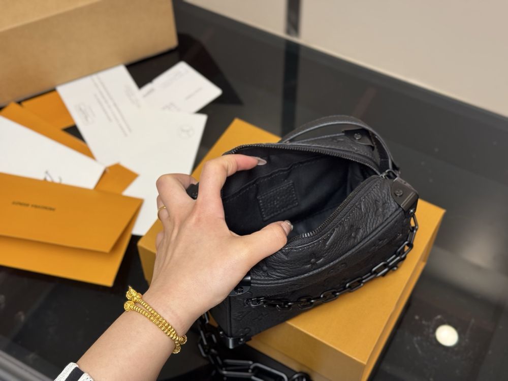 New Collection Fashion LV Mini Soft Trunk 7226 New Collection Fashion LV Mini Soft Trunk 7226