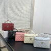 Stylish Fashion Carry Bag C4090 Stylish Fashion Carry Bag C4090