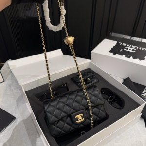 d811f8b0 result Photoroom