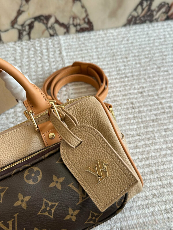 Stylish Fashion Carry Bag L5343 Stylish Fashion Carry Bag L5343