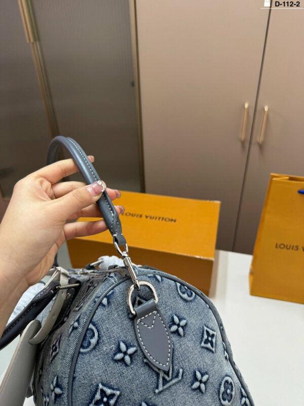 Stylish Fashion Carry Bag L5347 Stylish Fashion Carry Bag L5347