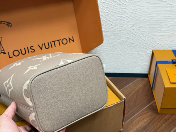 Stylish Fashion Carry Bag L5350