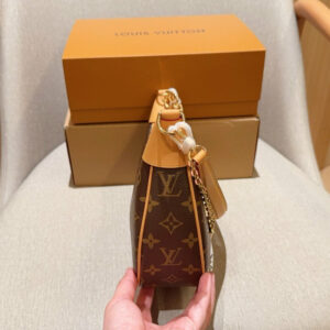 9f7f2f15 Photoroom result