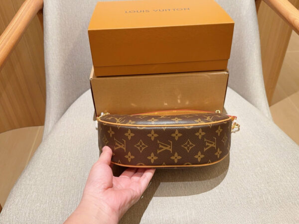 Stylish Fashion Carry Bag L5351