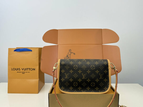 Stylish Fashion Carry Bag L5353 Stylish Fashion Carry Bag L5353