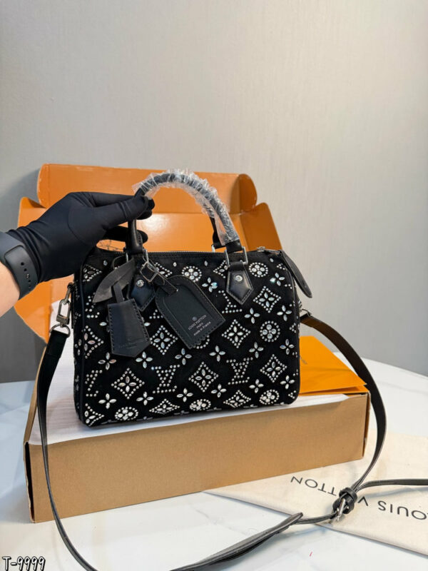Stylish Fashion Carry Bag L5356