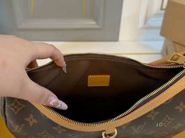Stylish Fashion Carry Bag L5357
