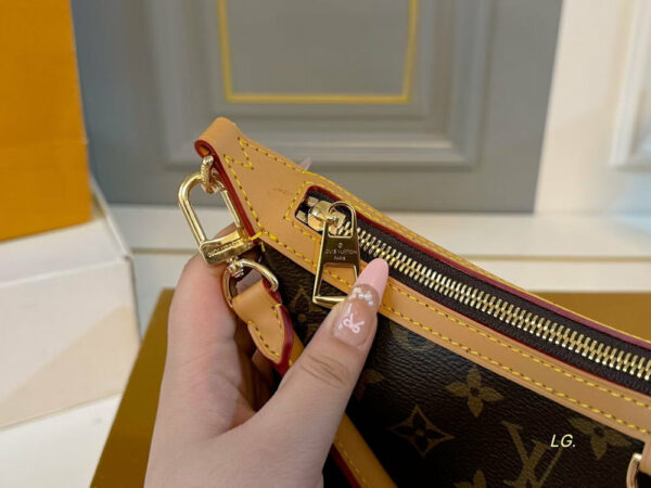 Stylish Fashion Carry Bag L5357