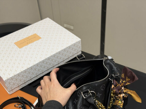 Stylish Fashion Carry Bag L5359
