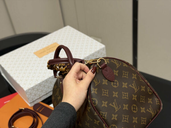 Stylish Fashion Carry Bag L5360