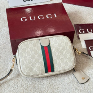 233f000f result Photoroom result