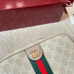 aa0522bc result Photoroom result