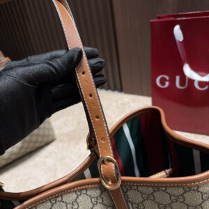 3041708f Photoroom result