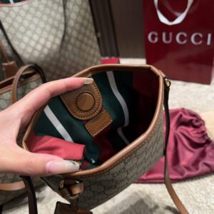 1f84a8f1 result Photoroom result