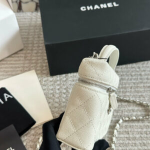 782580e8 Photoroom result