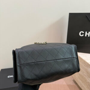 6a8c00e0 Photoroom result