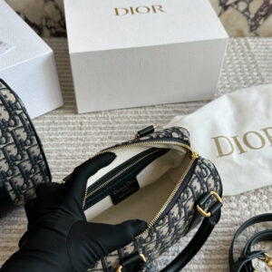 New Collection Fashion Bag D3545 3 43083844 Photoroom result