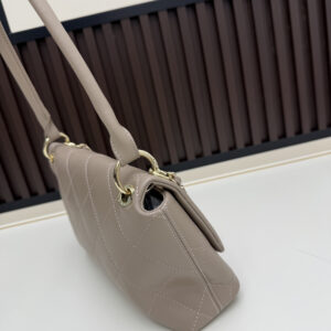 Luxury CN Handbag 09171 3 4d7bf8b7