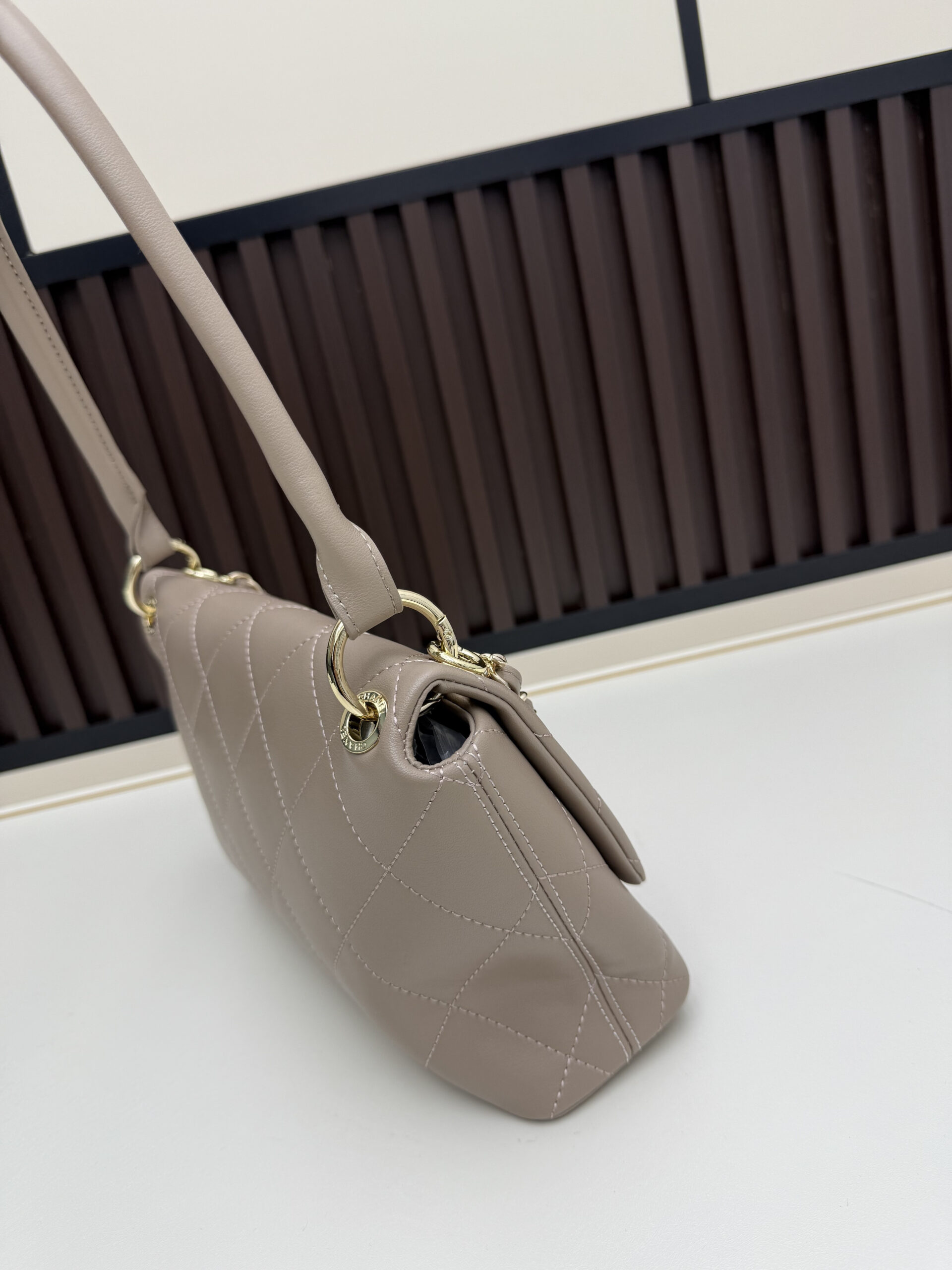 Luxury CN Handbag 09171 Luxury CN Handbag 09171
