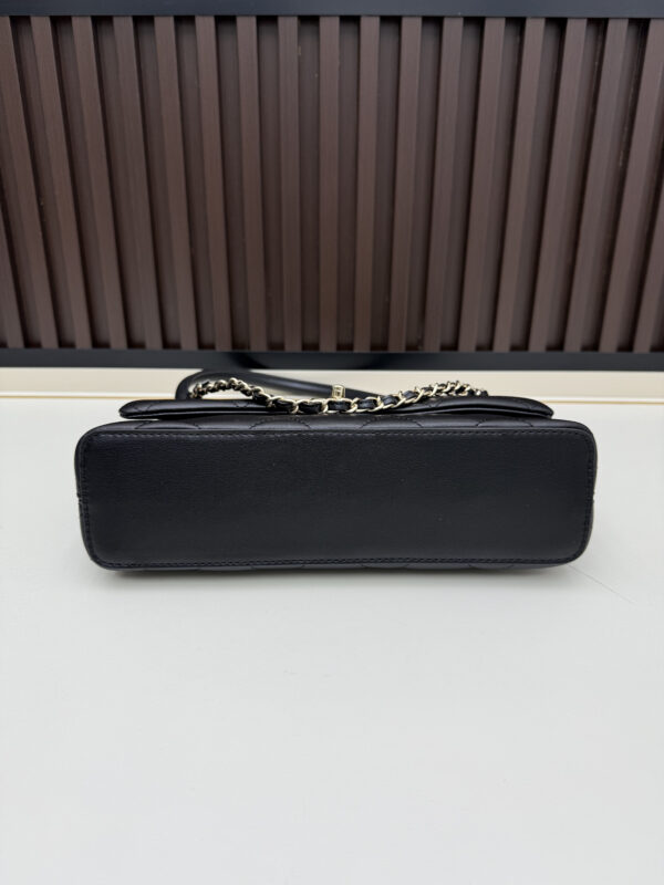 Chic Charm CN Handbag 09171