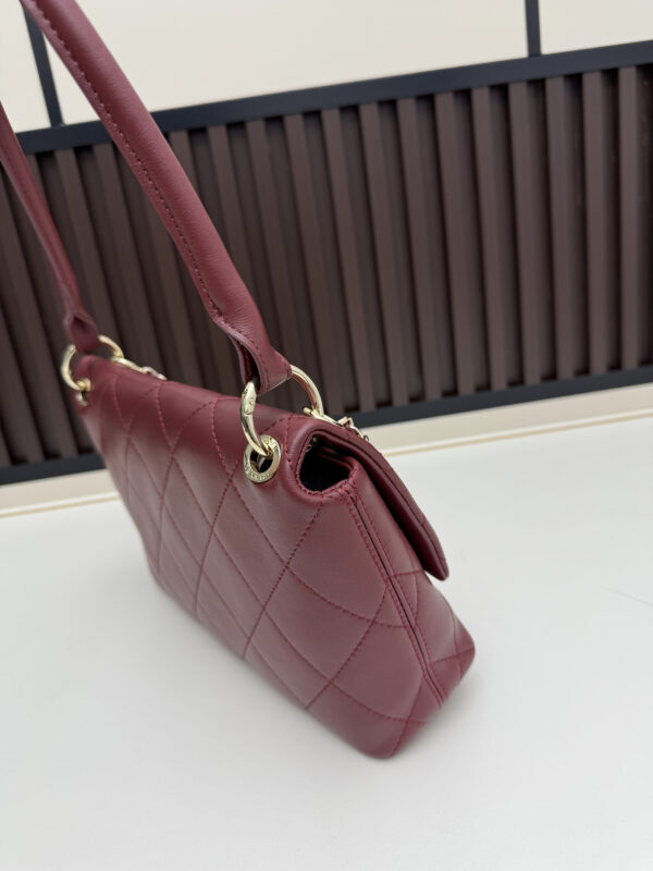 Chic Charm CN Handbag 09171