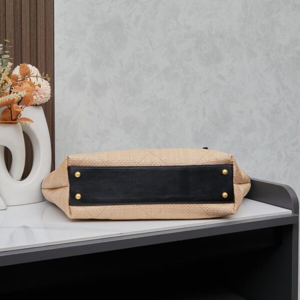 Chic Charm CN Handbag 2561-2160