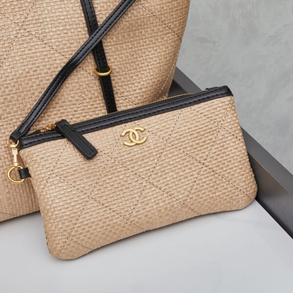 Chic Charm CN Handbag 2561-2160