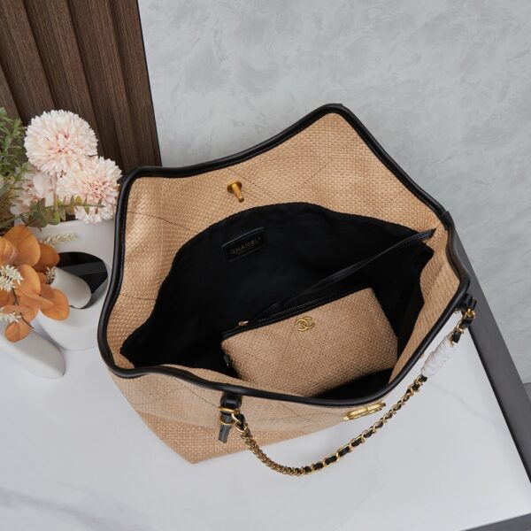 Chic Charm CN Handbag 2561-2160