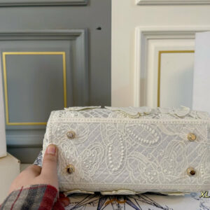 c900bd61 Photoroom 1 result