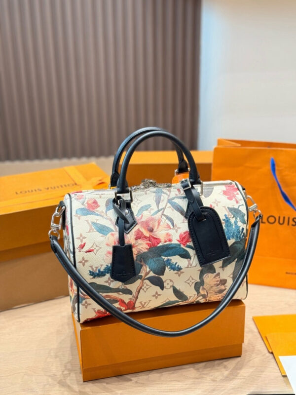 Stylish Fashion Carry LV Handbag LV26316 Stylish Fashion Carry LV Handbag LV26316