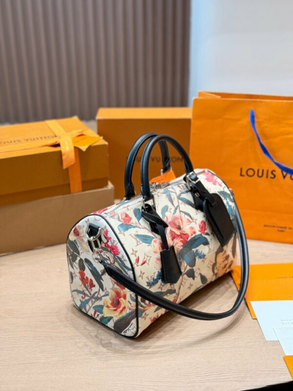 Stylish Fashion Carry LV Handbag LV26316 Stylish Fashion Carry LV Handbag LV26316