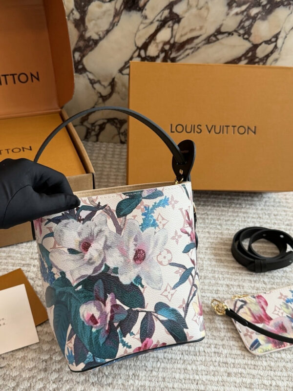 Stylish Fashion Carry LV Handbag LV263216