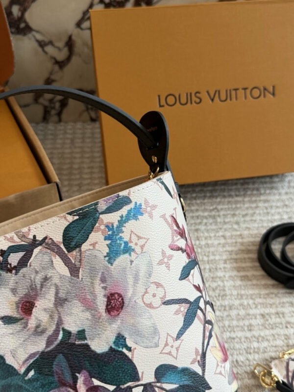 Stylish Fashion Carry LV Handbag LV263216