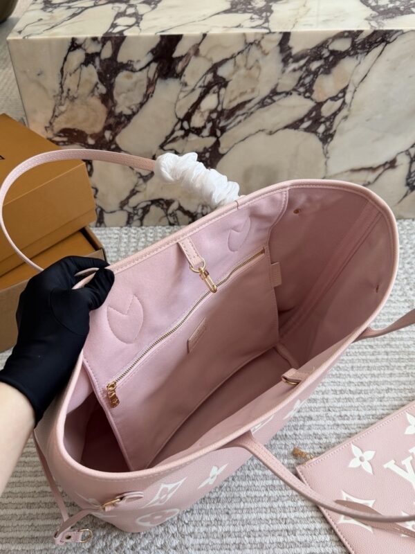 Stylish Fashion Carry LV Handbag LV26396 Stylish Fashion Carry LV Handbag LV26396