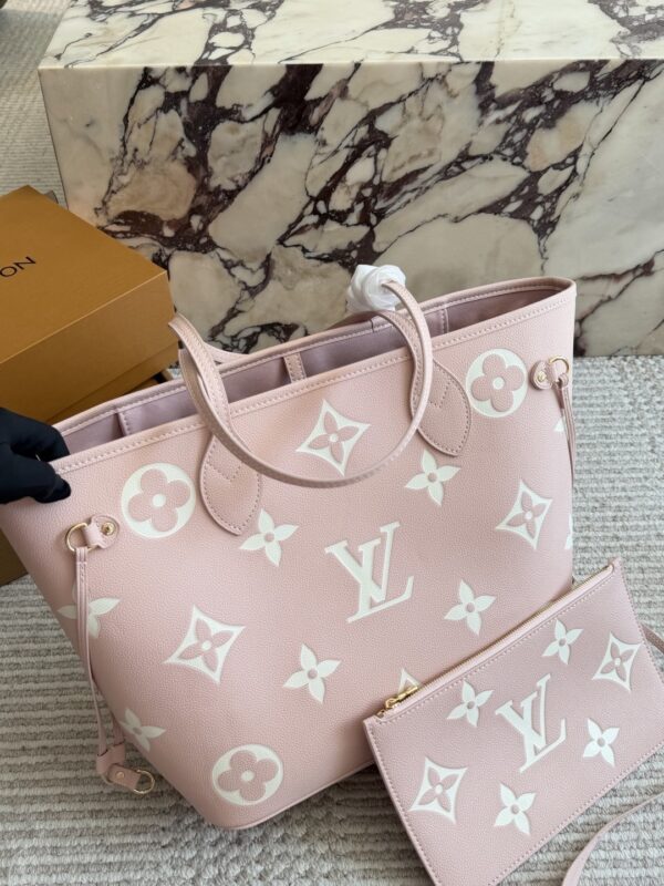 Stylish Fashion Carry LV Handbag LV26396 Stylish Fashion Carry LV Handbag LV26396
