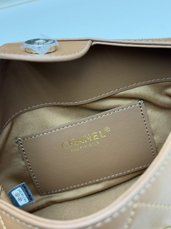 Chic Charm CN Handbag 07083
