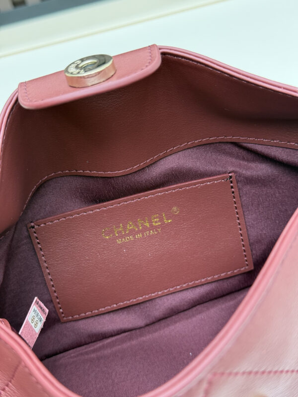 Chic Charm CN Handbag 07083