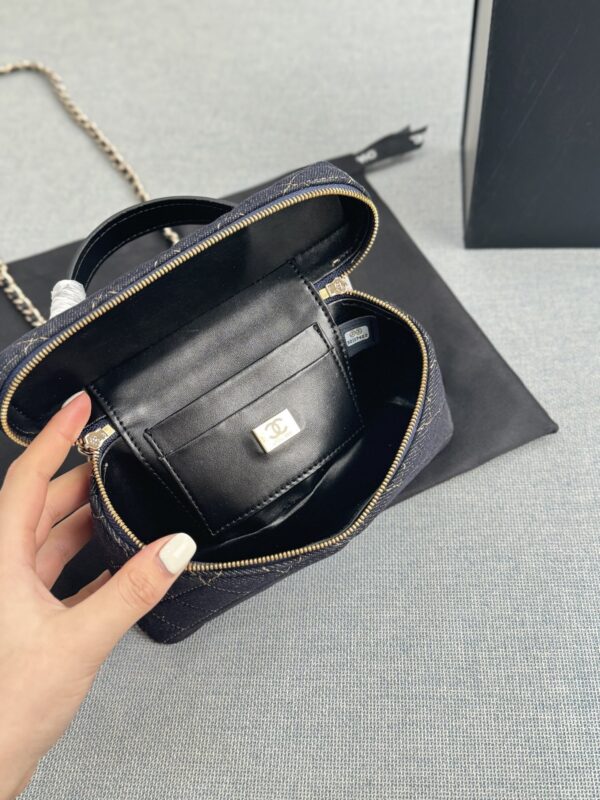 Stylish Fashion Carry CN Handbag CC26394