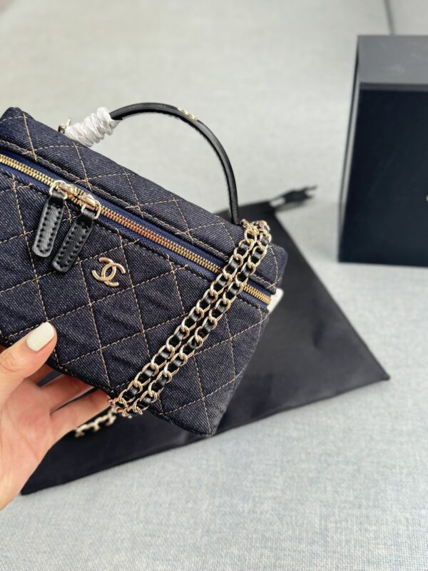 Stylish Fashion Carry CN Handbag CC26394