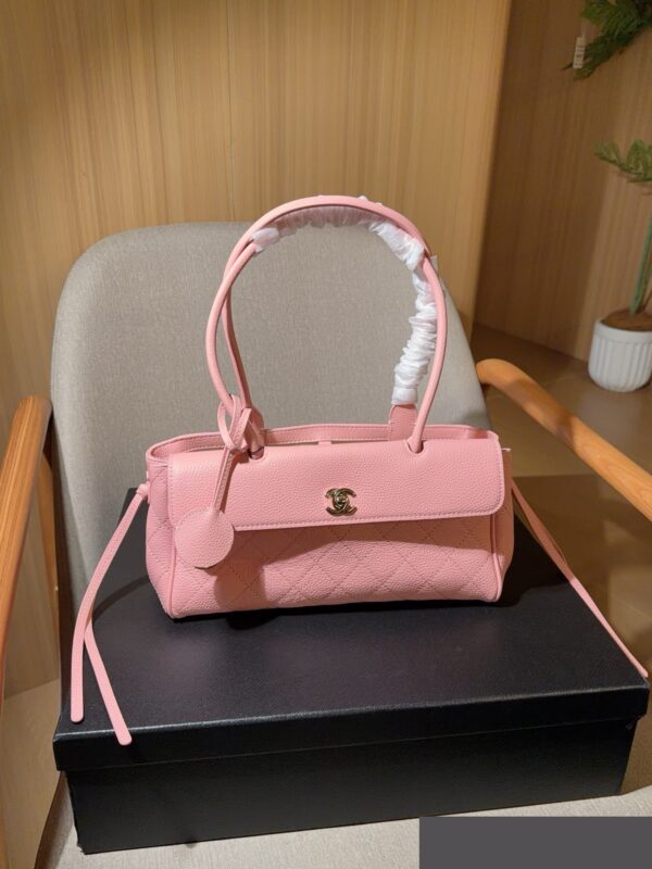 Stylish Fashion Carry CN Handbag CC263410