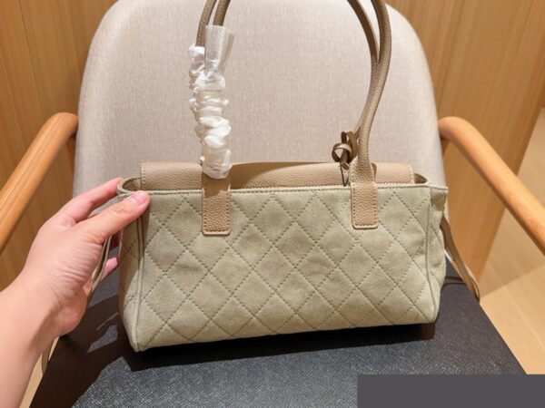 Stylish Fashion Carry CN Handbag CC263410