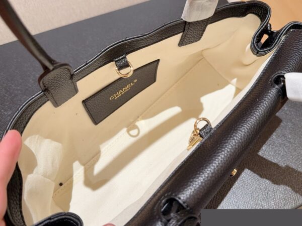 Stylish Fashion Carry CN Handbag CC263410