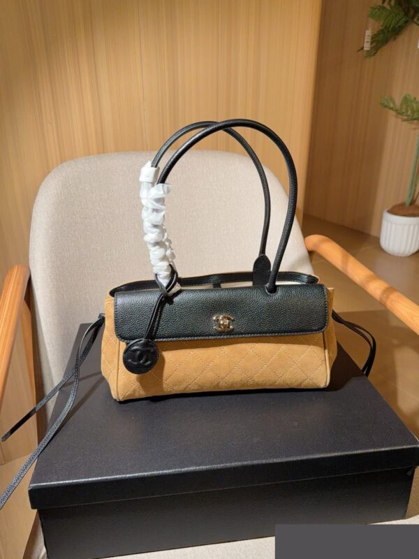 Stylish Fashion Carry CN Handbag CC263410