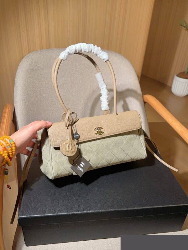 Stylish Fashion Carry CN Handbag CC263410