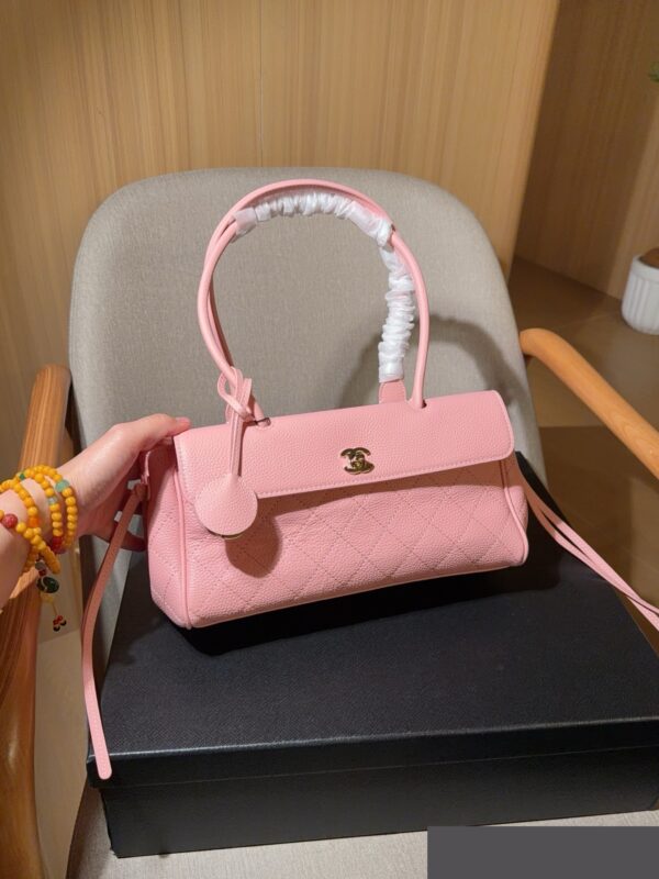 Stylish Fashion Carry CN Handbag CC263410