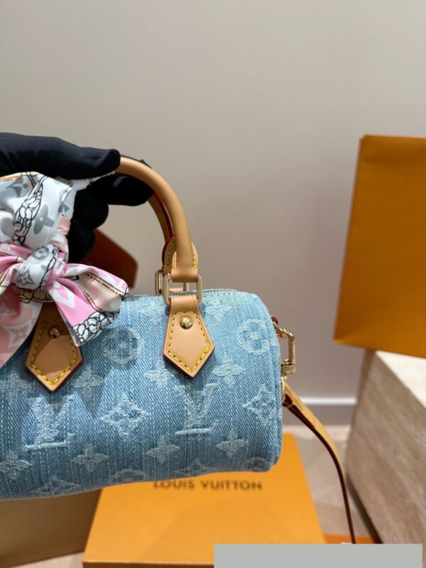 Stylish Fashion Carry LV Handbag LV26332