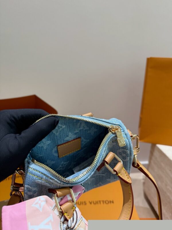 Stylish Fashion Carry LV Handbag LV26332