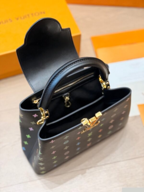 Stylish Fashion Carry LV Handbag LV2631118